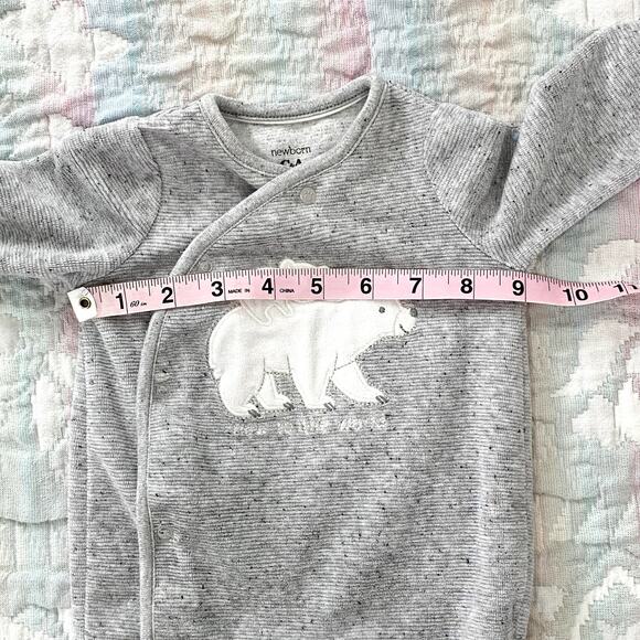 Polar Bear Gray Bodysuit  2-3 Months Boys & Girls - Picture 7 of 10